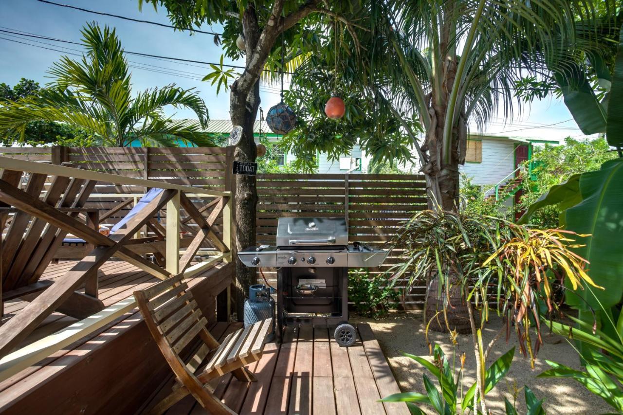 Driftwood Gardens Guesthouse Placencia Luaran gambar