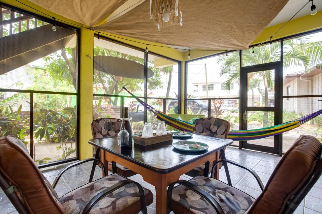 Driftwood Gardens Guesthouse Placencia Luaran gambar